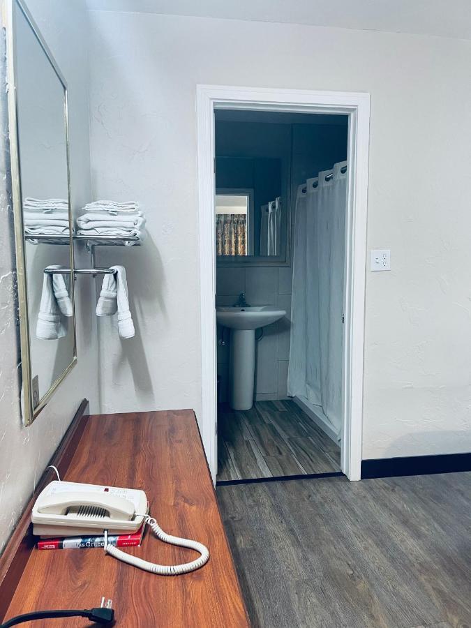 לאס קרוסס Century 21 Motel מראה חיצוני תמונה